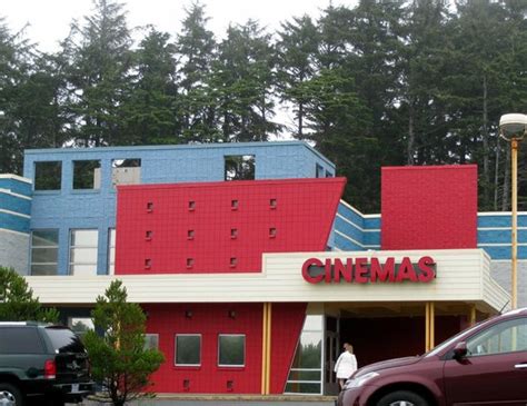 coming attractions theatres newport oregon.